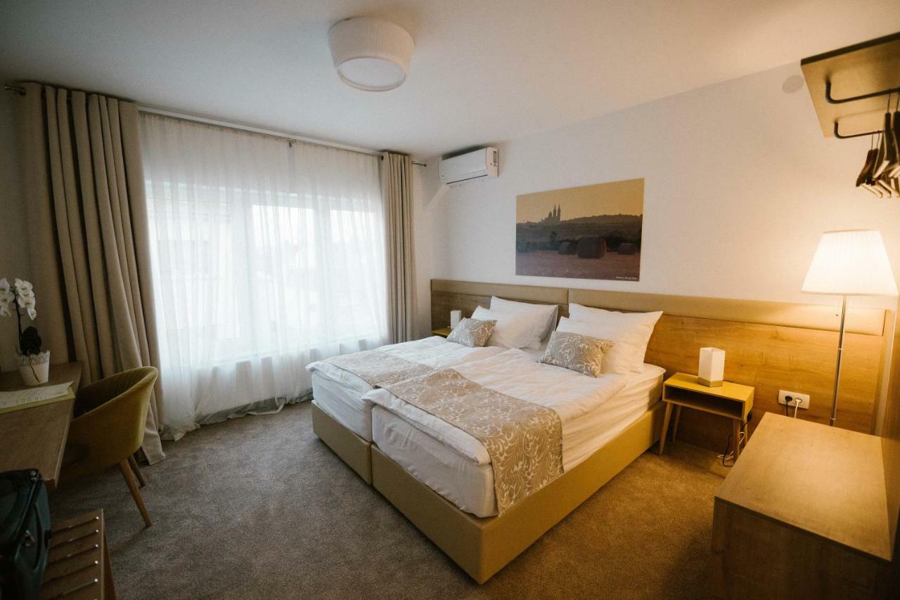 Ðakovo 2I Rooms מראה חיצוני תמונה